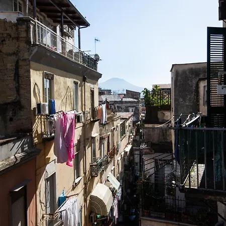 Palazzo Principi Di Sannicandro Napoli
